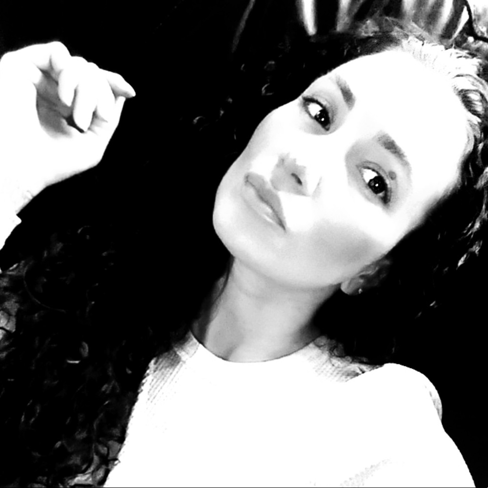 Meet your Posher, Ora